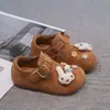 Sapatos de menina, sapatos de bebê de desenho animado, modelos primavera e outono 2026, sapatos infantis, sapatos de couro para bebês meninas, sapatos Birkenstock, mocassins