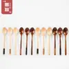 Colher de Madeira Longa Estilo Japonês para Uso Doméstico, Feita de Madeira Nanmu e Lótus, Adequada para Mexer, Sopa e Café, com Amarração Criativa de Corda