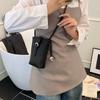 Bolso para Teléfono Móvil de Nuevo Estilo para Mujer, Bolso Cruzado Moderno y Elegante con Tacto de Alta Calidad, Versátil para el Trayecto Diario, Exquisito Diseño Vertical, Bolso de Hombro Práctico y Elegante