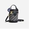 Otoño 2025 Nueva Versión Vintage de Gama Alta Cubo de la Fortuna Bolso Cubo Redondo de Moda Versátil Bolso de Mano Bolso Cubo Cruzado para Hombro para Mujer