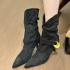 Nuevo Modelo de Comercio Exterior 2026: Botines de Gamuza Mate con Punta Fina y Tacón Bajo, con Correas y Hebilla Metálica, Botas Vaqueras de Tacón Gato para Mujer
