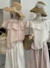 Camisa Sem Manga Lisa com Babados de Camada Dupla Kekezoon para Mulheres, Estilo Suave de Verão com Top de Fita 7532