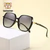 Nuevas gafas de sol polarizadas de alta gama para hombre estilo lujo ligero decoración de diamantes para mujer fabricantes venta al por mayor moda marco de foto de calle