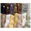 Leggings Infantis Primavera e Outono Finos Finos Listras Verticais Roupas de Fora para Bebês Meninas Calça-Meia com Flor Estéreo Grande com Salto Meninas