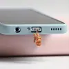 Plug de Pó para Celular Cruzado 2D Plano de Acrílico Ornamento Tipo Pingente de Gato Fofo Interface Oval Tipo-C Desenho Animado