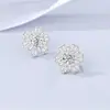 Pendientes de botón de flor con incrustaciones de circonita de plata de ley 925 para mujer Venta caliente de comercio exterior Sentido de diseño tridimensional Adornos de pendientes de lujo ligero Fabricante