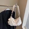 Bolsa Transfronteiriça de Grande Capacidade para Mulheres Verão 2025 Nova Versátil Nicho Corrente Ombro Transversal Bolsa Dobrada Dumpling