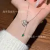 Venta al por mayor del fabricante Xiaohongshu Jade Verde Natural Caballo Pequeño Collar Cadena para Clavícula Plata S925 Incrustada Estilo Simple