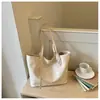 Bolsa de Axila Fashion de Grande Capacidade para Mulheres 2026 Nova Bolsa de Ombro Único para o Dia a Dia Bolsa Tote Versátil de Nicho de Alta Gama