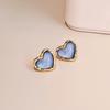 Aretes de Corazón Trendy Japonés y Coreano 2025 con Incrustaciones de Diamantes Azules Diseño de Moda Creativo Personalizado Aretes de Corazón para Niña