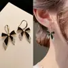 Arete de Aguja de Plata S925 Versión Coreana Nuevo Estilo Popular Aretes para Mujer Temperamento Simple Versátil Aretes de Tuerca Aretes Estilo Igual de Tiktok Venta al Mayoreo