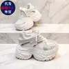 Zapatillas dad populares de TikTok para mujer, nuevo modelo de primavera 2026, suela gruesa, que aumentan la altura, adelgazan el pie, ligeras, zapatillas casuales versátiles
