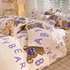 Polka Dot Pastoral Económico Dormitorio Viaje de Negocios Hogar Juego de Sábanas de Cama de Cuatro Piezas Funda Nórdica Pieza Individual Cama Individual Juego de Tres Piezas