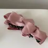 Presilha Banana Preta de Cetim Coreana com Laço para Traseira da Cabeça de Mulheres Presilha para Rabo de Cavalo Presilha Vertical Grampo Acessórios de Cabelo