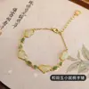 Juego de Pendientes, Anillo y Pulsera de Plata de Ley 925 con Jade Hetian Natural Gota de Durazno Jade Hetian Venta al por Mayor