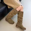 Hebilla de Cinturón Grande Estilo Coreano Botas de Caña Alta con Plataforma Tacón Grueso Tacón Medio Piel de Vaca Arrugada Sueltas Botas Largas para Mujer 2026 Otoño/Invierno