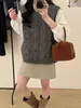Chaleco de Punto Trenzado Vintage para Mujer 26 Primavera y Otoño Cuello Redondo Chaleco Cardigan Corte Holgado para Usar en Capas Chaqueta Suéter
