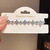 Pulsera de Doble Capa con Flor de Circonita Estilo Ins Coreano Exquisito y Moderno Diseño con Sentido de la Moda Pulsera con Sensación de Lujo Ligero Adorno de Pulsera Versátil para Mujeres