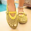 Sandalias de Malla Transpirable de Suela Suave Tallas Grandes Transfronterizas para Mujer Verano Nuevo Estilo Zapatos Planos de Malla Hueca Mary Janes para Mujer Zapatos Individuales En Stock