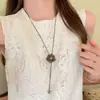 Colar com pingente longo de madeira, estilo retrô, tema floresta, para mulheres, um acessório único e sofisticado para suéteres, com design de inspiração étnica para decoração de roupas.