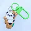 Llavero de pestillo de puerta Accesorios de bolsa ciega de panda Colgante para mochila de estudiante Regalo pequeño creativo y lindo Regalo para mejor amigo