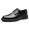 Sapatos Masculinos de Couro para Negócios 2026 Novos Sapatos Casuais de Couro Comércio Exterior Tamanho Grande Sapatos Masculinos Simples Formais Estilo Inglês Sapatos para Casamento Noivo