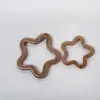 Hebilla Decorativa Forma de Estrella de Mar Blanca Patrón de Resina Amarilla Delantera Hebilla de Conexión para Traje de Baño Anillo para Traje de Baño DIY