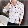 Camisa de verano con mangas de siete puntos para hombre, moderna, informal, ajustada, a cuadros, con rayas verticales, de seda helada