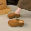 Mules cerrados tipo Birkenstock con suela gruesa para mujer, colección otoño/invierno 2026, mules casuales sin cordones