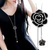 Collar largo de cadena para suéter con accesorios florales transfronterizos para mujer, colgante de borla de cristal, colgante para ropa, joyería simple al por mayor