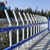 Barandilla de césped de acero galvanizado personalizada, barandilla de aislamiento para jardín municipal, cerca verde, cerca curva para patio y parque.