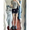 Shorts de mezclilla estilo americano línea A para mujer, verano 2026, nuevo diseño para figuras petite, adelgazantes, elásticos, con dobladillos enrollados, hot pants para uso al aire libre