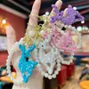 Llavero de Reno Navideño con Tachuelas de Arcilla, Cadena de Perlas DIY Moderna y Creativa, Colgante Popular para Bolso de Mujer Estilo Coreano