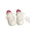 Tênis Esportivo 2026 Outono Novo Design Sense Bico Redondo Estilo Coreano Xadrez Cadarço Sapatos Brancos Casuais Versáteis Tênis de Skate Feminino