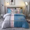Conjunto de cama de quatro peças de algodão integral, tamanho grande, escovado, qualidade A, para outono e inverno, conjunto de cama espesso de algodão puro, conjunto de três peças de desenho animado