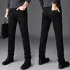 Jeans Masculino de Alta Qualidade Italiano Preto Não Desbota Estilo Coreano Outono/Inverno Elástico Slim Fit Perna Afunilada Casual Calça Longa