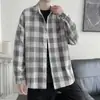 Camisa a cuadros estilo Hong Kong de primavera y otoño para hombre, camisa de moda de estilo coreano de manga larga, camisa informal fina que combina con todo, chaqueta