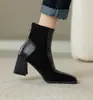 Botas de Cano Curto Quadradas Retrô com Salto Grosso para Mulheres, Design Color-Block Estilo Francês, Zíper Traseiro, Botas Simples de Salto Alto para o Dia a Dia