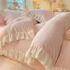Otoño e Invierno Clase A Estilo Princesa Versión Coreana Estilo Encaje Terciopelo Tallado Terciopelo de Leche Juego de Cuatro Piezas Ropa de Cama Cálida Engrosada 4