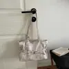 Bolso de Mano de Moda Versátil Chic para Viajes de Otoño Invierno 2026 de Gran Capacidad Tendencia