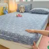 Juego de tres piezas de protector de colchón acolchado, protector de colchón de una pieza, funda protectora Simmons anti-suciedad y a prueba de polvo, funda de colchón universal para todas las estaciones