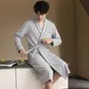 Roupão masculino de alta qualidade, casaco estilo roupão masculino, quimono de outono e inverno, manga longa de algodão puro, pode ser usado como roupa externa, roupa de casa