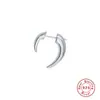Pendientes Individuales de Plata de Ley S925 con Cuerno Brillante Creativo Distintivo Tendencia Europea y Americana Transfronterizos Más Vendidos Pendientes INS