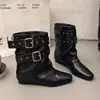 Botas Country Ocidentais Femininas com Aumento Interno de Altura 2026 Outono/Inverno Novo Estilo Botas Bootcut Botas Curtas Botas Martin Salto Bloco para Mulheres