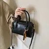 Bolsas de Diseño de Nicho para Mujer 2025 Nuevo Otoño e Invierno Bolso Versátil de Hombro Cruzado Estilo Coreano Ins Bolso tipo Satchel Bolso Almohada