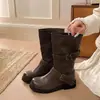 Botas de media caña con tacón grueso y hebilla estilo Melard para mujer, nuevas botas de montar vintage de verano con un aire de alta costura.