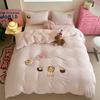 Desenho Animado Coreano Fofo Outono e Inverno Waffle Esculpido Leite Veludo Lençol de Cama Conjunto de Três ou Quatro Peças Solteiro e Casal Capa de Edredom Espessada