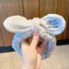 Pulseras de felpa con forma de oruga y estrella de cinco puntas para mujer, mangas anti-humedad, muñequeras deportivas, accesorios de otoño e invierno para niños