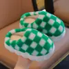 Chinelos de Algodão Infantis para Meninas 2026 Novo Estilo de Inverno para Uso Interno em Casa para Crianças Maiores Meninas Pelúcia Quente Chinelos Pai-Filho