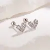 Nuevos Aretes de Corazón Incrustados con Diamantes, Aretes Versátiles y Únicos para Cartílago, Aretes de Corazón con Diseño de Nicho, Accesorios Amigables para Dormir que No Necesitan Quitarse